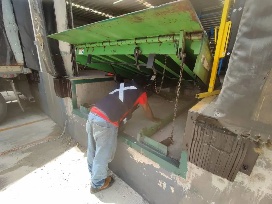 Mantenimiento a rampa industrial